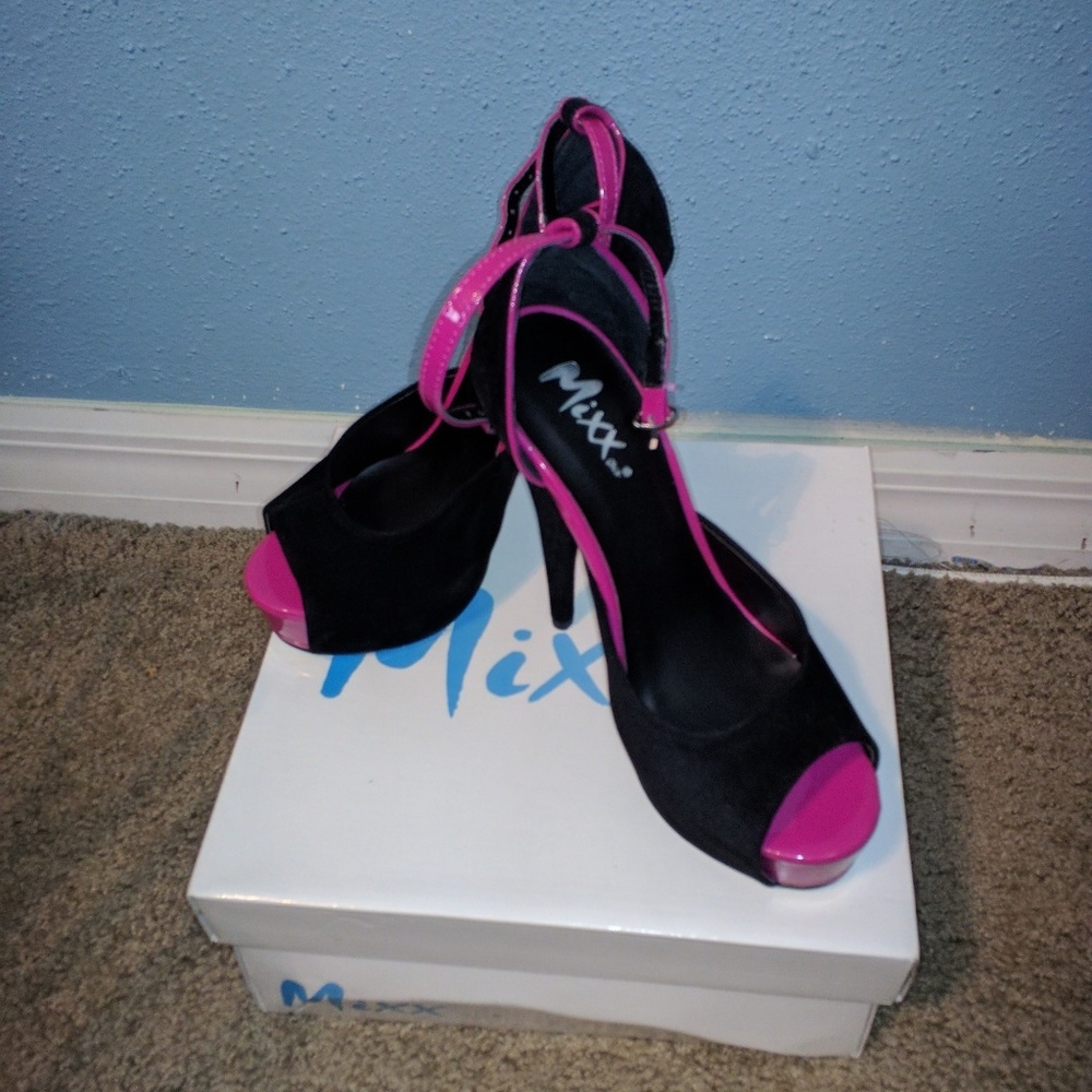 Black heels